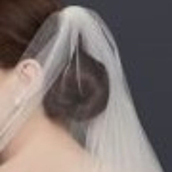 White Chapel Length Veil with Pencil Edge NWT - Picture 2 of 6